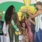 Iza na quadra da Imperatriz Leopoldinense (Foto: Daniel Pinheiro/AgNews)