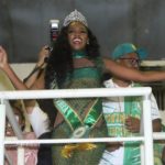 Iza na quadra da Imperatriz Leopoldinense (Foto: Daniel Pinheiro/AgNews)