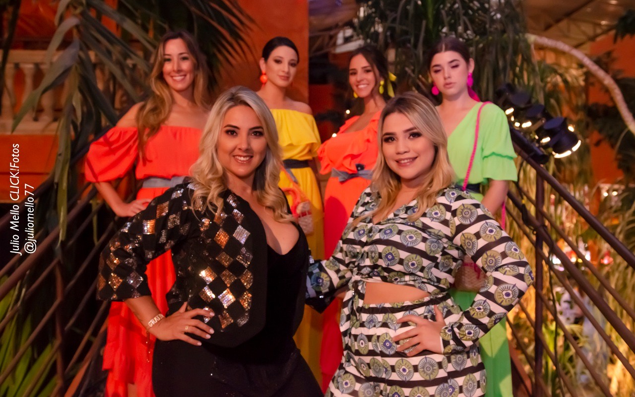 Nadya França, Alexandra Alves e suas modelos (Foto: Júlio Mello/Guimarães Assessoria - Divulgação)