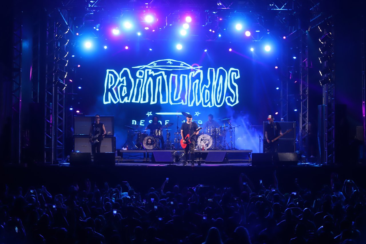 Show dos Raimundos na Oktoberfest (Foto: Daniel Pinheiro/AgNews) 