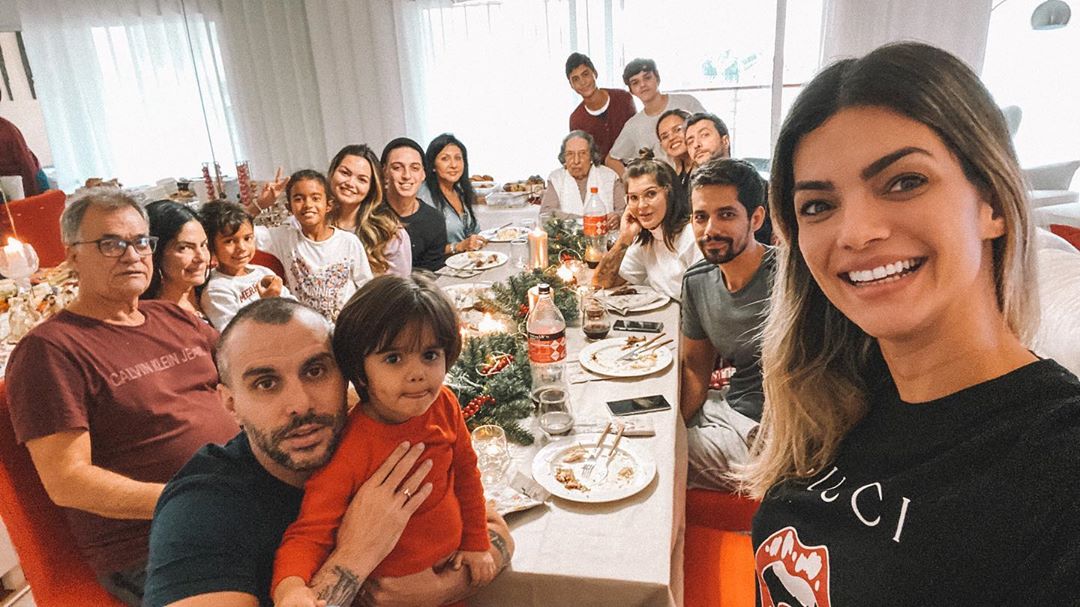 Kelly Key e sua família no Natal (Foto: reprodução/Instagram)
