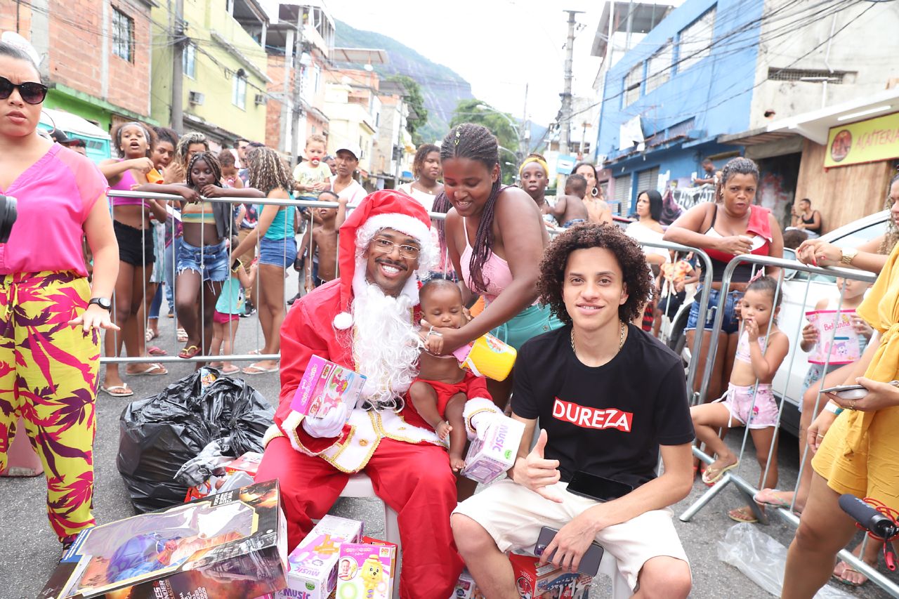 Nego do Borel de Papai Noel (Foto: Daniel Pinheiro/Divulgação)