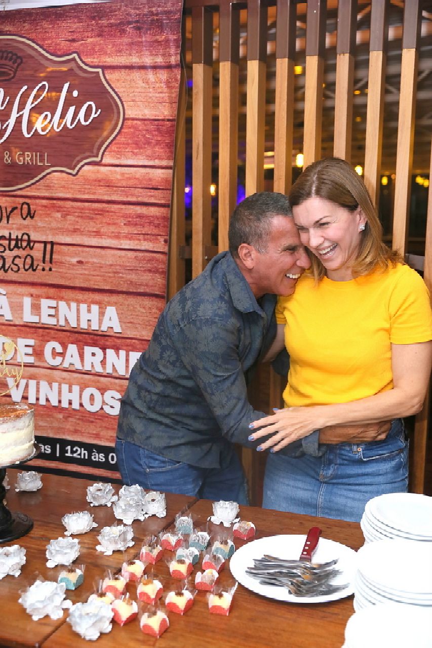 Eri Johnson e Adriana Garambone (Foto: Anderson Borde/AgNews)