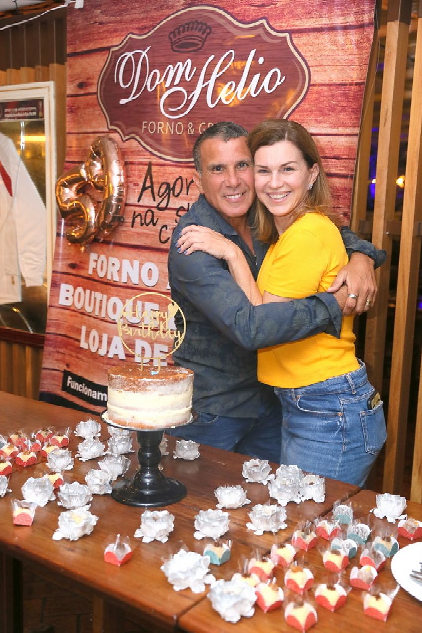 Eri Johnson e Adriana Garambone (Foto: Anderson Borde/AgNews)