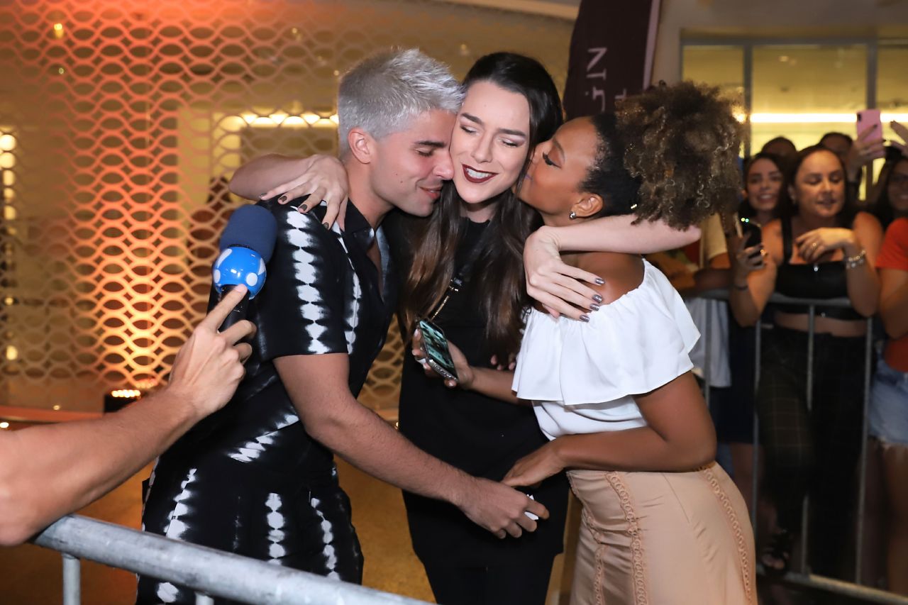 Diego Montez, Mariana Molina e Sheron Menezzes (Foto: Daniel Pinheiro/AgNews)