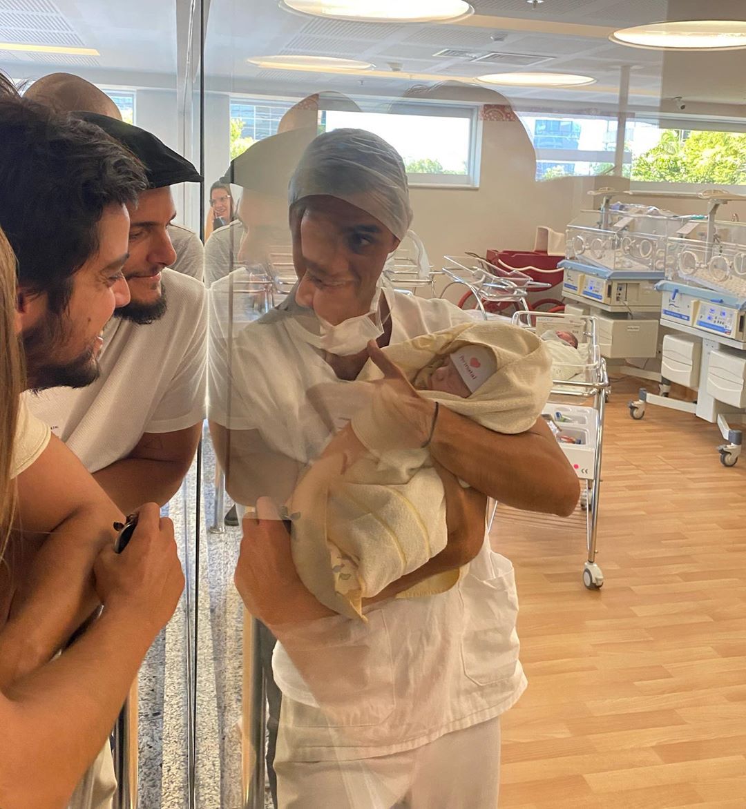 Nasceu Vicente, o terceiro filho de Felipe Simas (Foto: Instagram/reprodução)