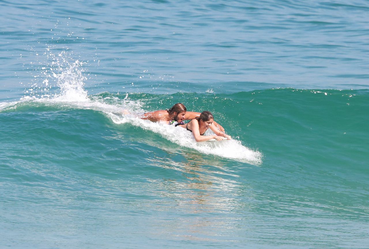 Isabella Santoni e Caio Vaz (Foto: Dilson Silva/AgNews)