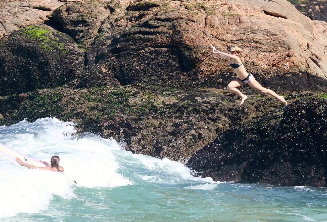 Isabella Santoni e Caio Vaz (Foto: Dilson Silva/AgNews)