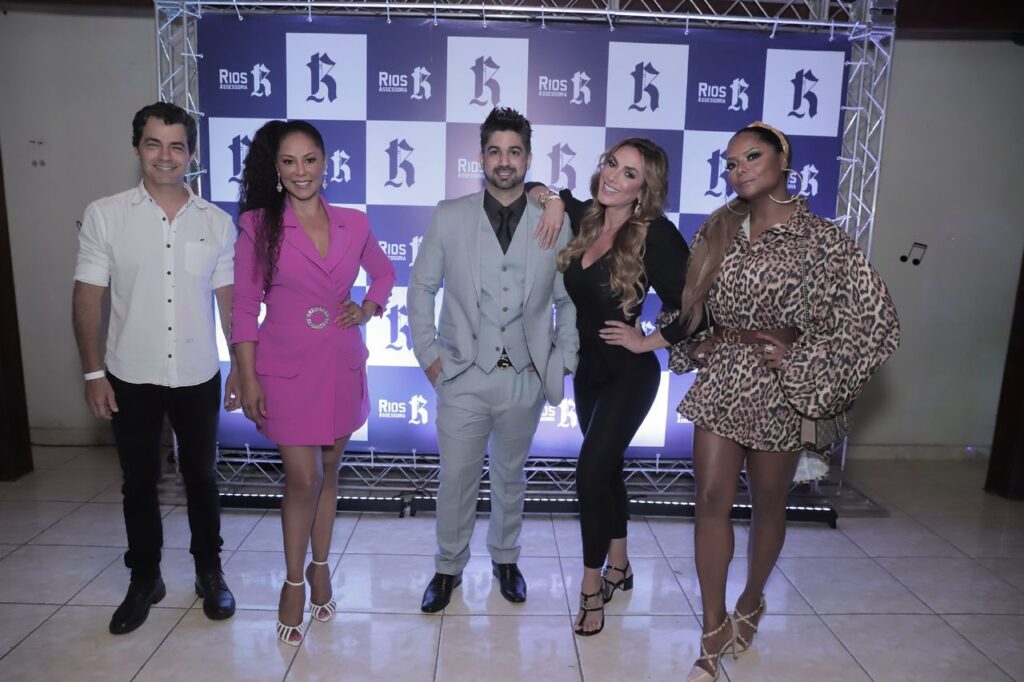 Marcello Faustini, Valéria Valenssa, Thacísio A. Rio, Nicole Bahls e Adriana Bombom (Foto: Daniel Pinheiro/AgNews)