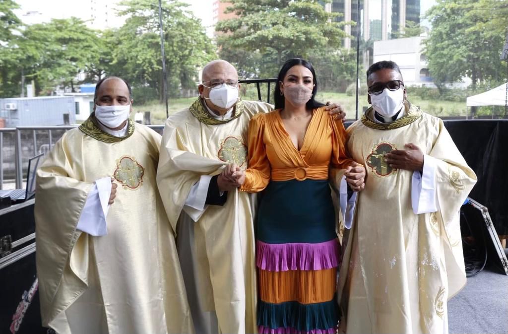 Gardênia Cavalcanti - Foto e Beleza: Aramis e Freitas