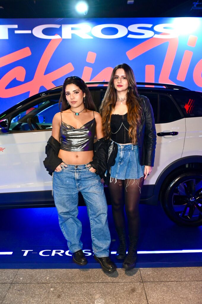 Beatriz Pinheiro e Eloi Vilarinho posam juntas no segundo dia do Rock in Rio 2026